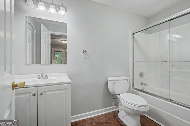 28 Pecan Lake Court, Sharpsburg, GA 30277