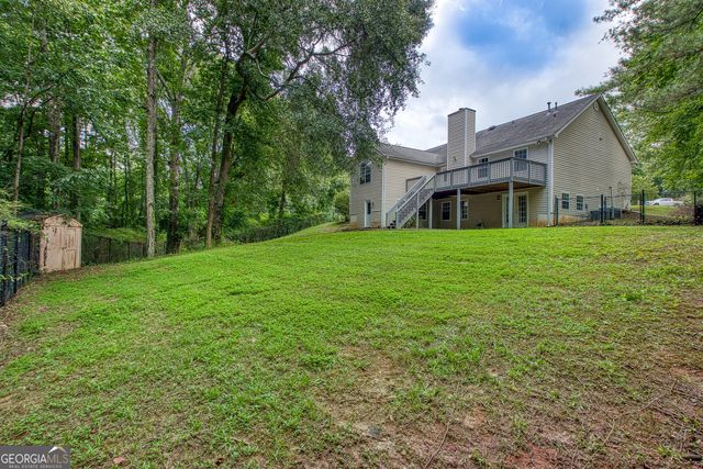 28 Pecan Lake Court, Sharpsburg, GA 30277