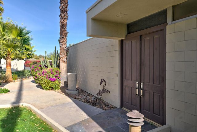 209 Desert Lakes Drive, Palm Springs, CA 92264