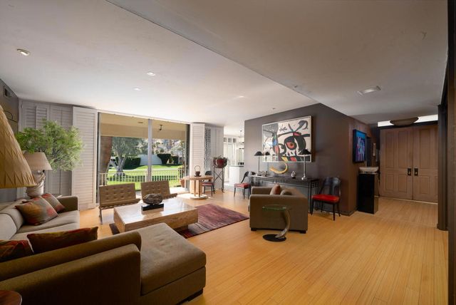 209 Desert Lakes Drive, Palm Springs, CA 92264