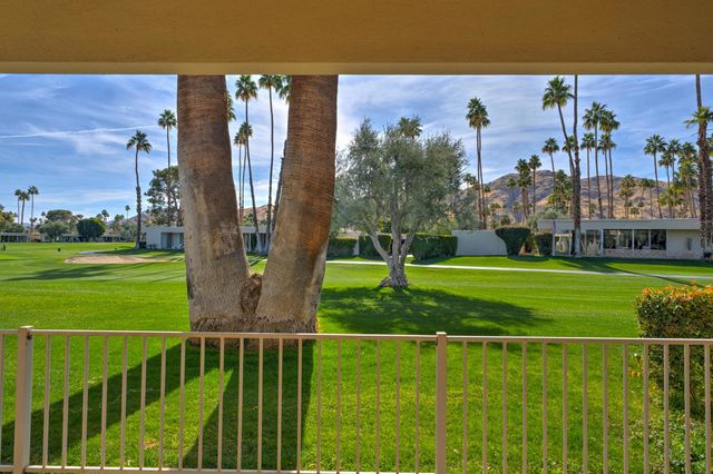 209 Desert Lakes Drive, Palm Springs, CA 92264