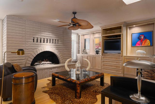 209 Desert Lakes Drive, Palm Springs, CA 92264