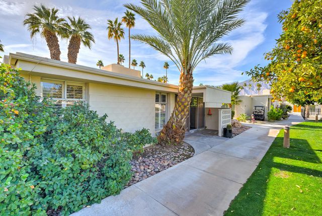 209 Desert Lakes Drive, Palm Springs, CA 92264