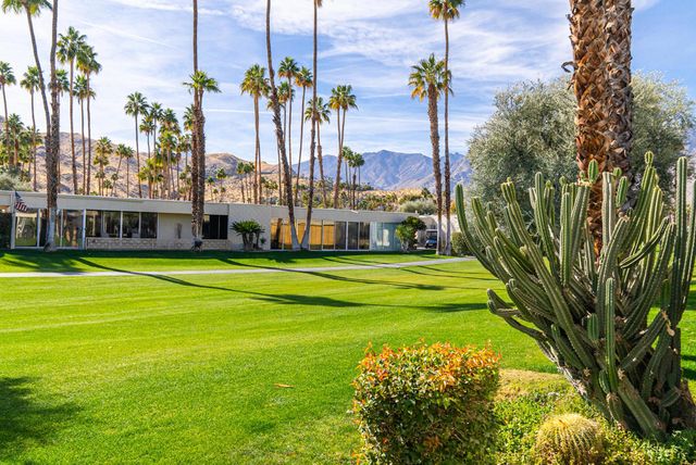 209 Desert Lakes Drive, Palm Springs, CA 92264