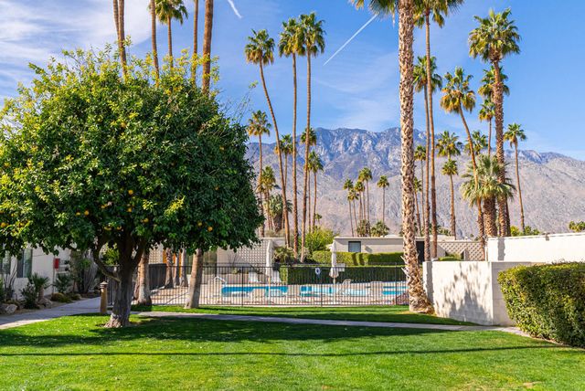 209 Desert Lakes Drive, Palm Springs, CA 92264