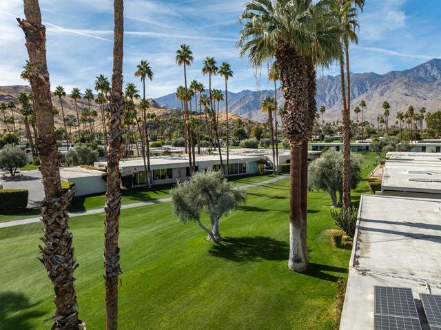209 Desert Lakes Drive, Palm Springs, CA 92264