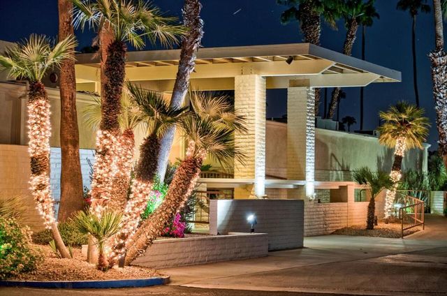 209 Desert Lakes Drive, Palm Springs, CA 92264