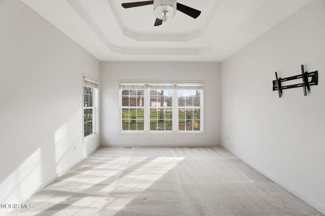 8828 Cedar Bend Road, Sylvania, OH 43560