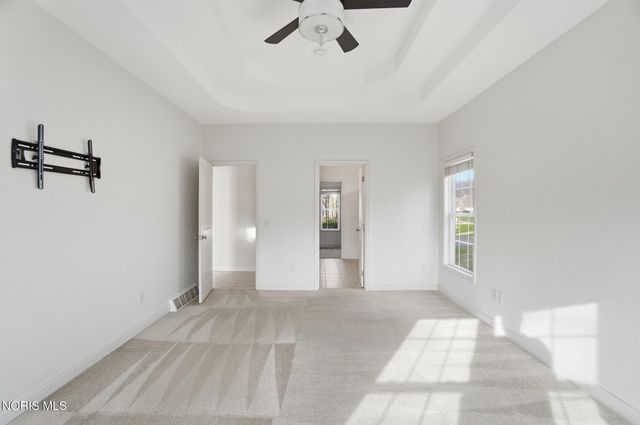 8828 Cedar Bend Road, Sylvania, OH 43560