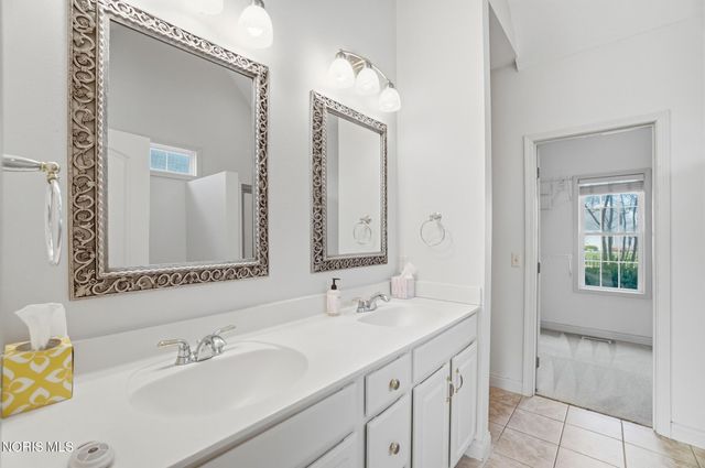 8828 Cedar Bend Road, Sylvania, OH 43560