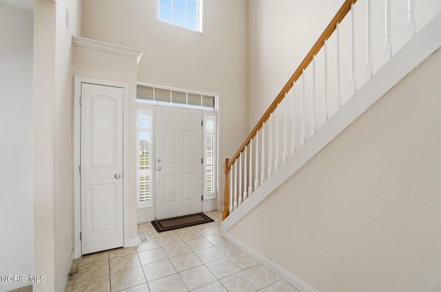 8828 Cedar Bend Road, Sylvania, OH 43560