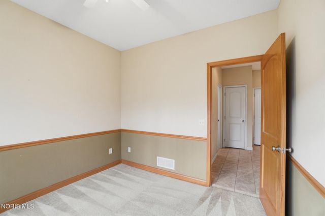 8828 Cedar Bend Road, Sylvania, OH 43560