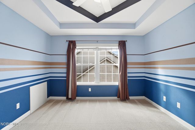 8828 Cedar Bend Road, Sylvania, OH 43560