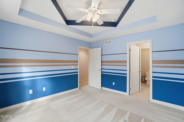 8828 Cedar Bend Road, Sylvania, OH 43560