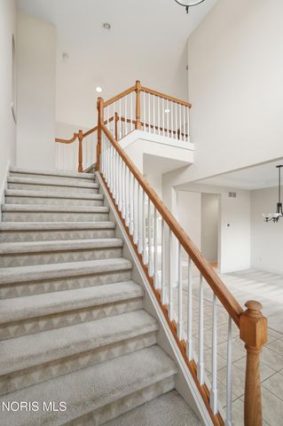 8828 Cedar Bend Road, Sylvania, OH 43560