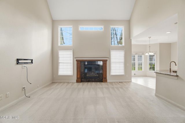 8828 Cedar Bend Road, Sylvania, OH 43560