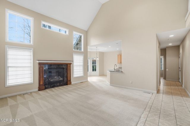 8828 Cedar Bend Road, Sylvania, OH 43560