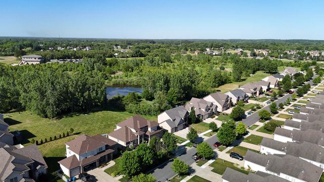 7490 E 103rd Avenue, Crown Point, IN 46307