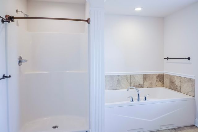 7490 E 103rd Avenue, Crown Point, IN 46307