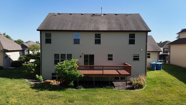 7490 E 103rd Avenue, Crown Point, IN 46307