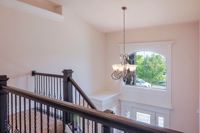 7490 E 103rd Avenue, Crown Point, IN 46307