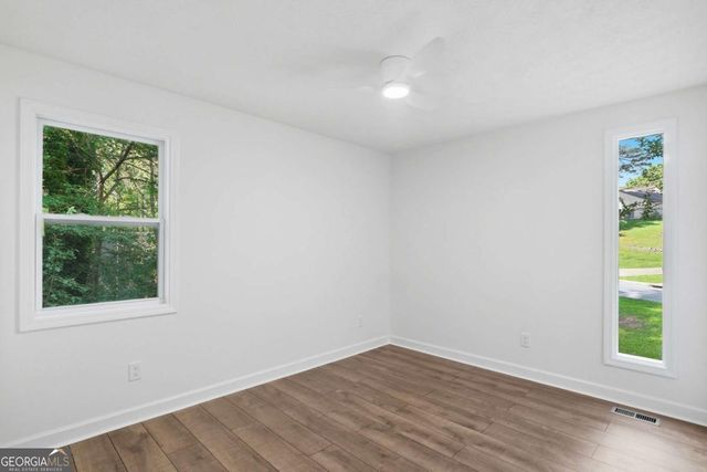 192 Shalloway Drive NE, Kennesaw, GA 30144