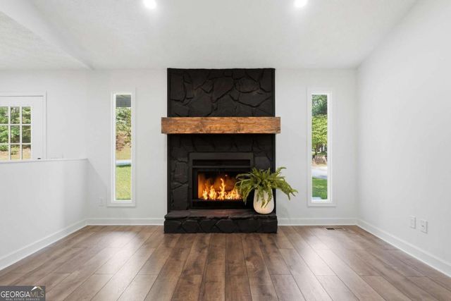192 Shalloway Drive NE, Kennesaw, GA 30144
