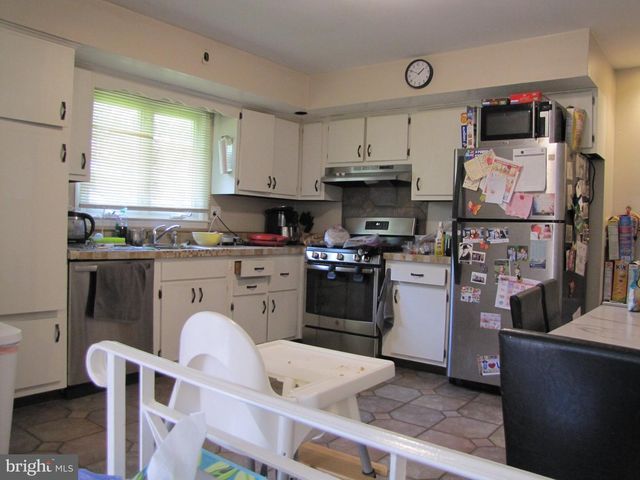 436 S SUFFOLK DR, Cherry Hill, NJ 08002