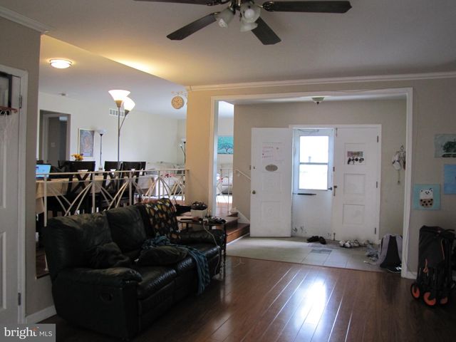 436 S SUFFOLK DR, Cherry Hill, NJ 08002