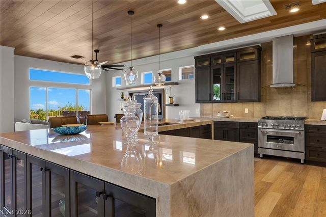 2548 Faiss Drive, Las Vegas, NV 89134