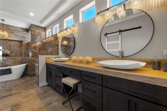 2548 Faiss Drive, Las Vegas, NV 89134