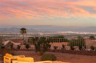 2548 Faiss Drive, Las Vegas, NV 89134