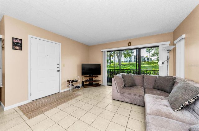 2575 PINE RIDGE WAY S E1, Palm Harbor, FL 34684