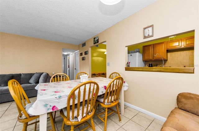 2575 PINE RIDGE WAY S E1, Palm Harbor, FL 34684