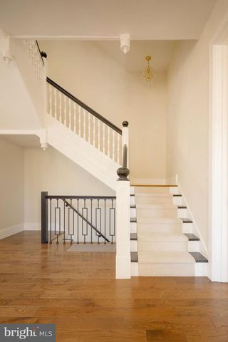 205 W HIGHLAND AVE, Philadelphia, PA 19118