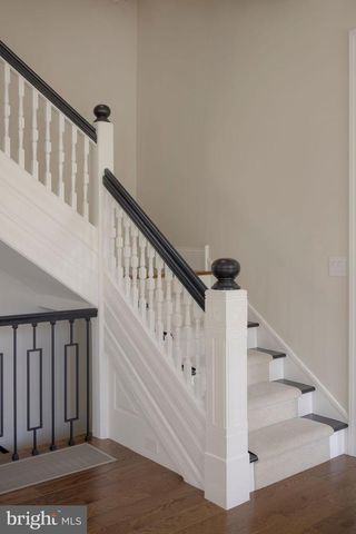 205 W HIGHLAND AVE, Philadelphia, PA 19118