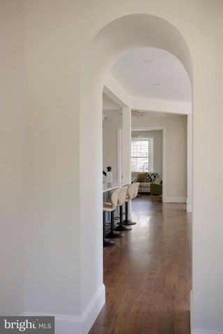 205 W HIGHLAND AVE, Philadelphia, PA 19118