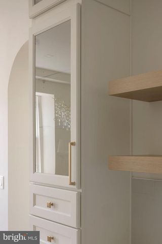 205 W HIGHLAND AVE, Philadelphia, PA 19118