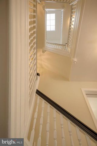 205 W HIGHLAND AVE, Philadelphia, PA 19118