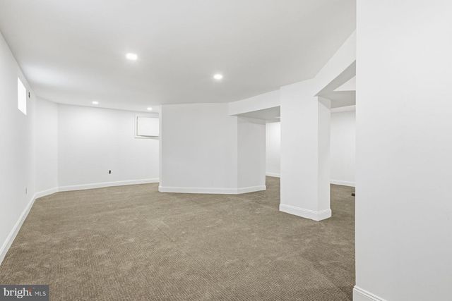 205 W HIGHLAND AVE, Philadelphia, PA 19118