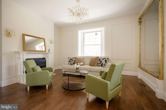 205 W HIGHLAND AVE, Philadelphia, PA 19118