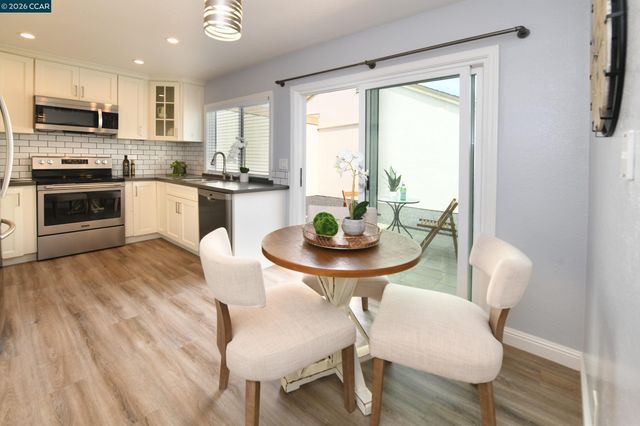 4869 Wolf Way, Concord, CA 94521