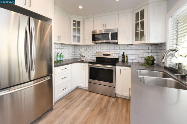 4869 Wolf Way, Concord, CA 94521