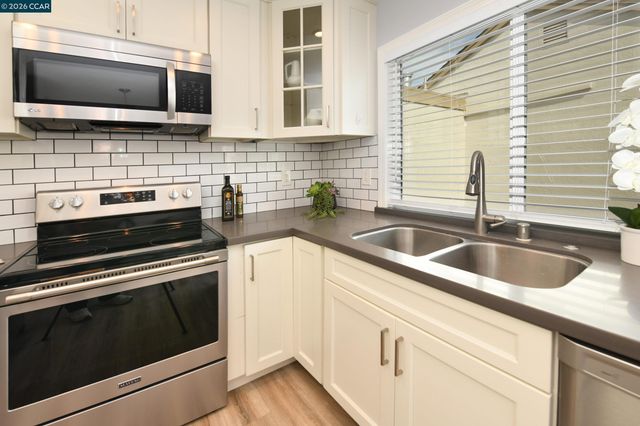 4869 Wolf Way, Concord, CA 94521