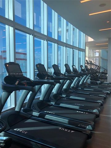 851 NE 1st Ave 4604, Miami, FL 33132