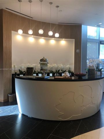 851 NE 1st Ave 4604, Miami, FL 33132