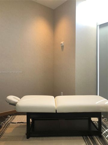 851 NE 1st Ave 4604, Miami, FL 33132