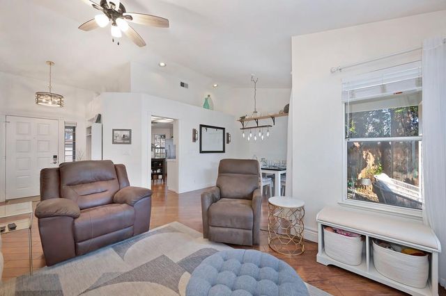 1526 Carbury Way, Roseville, CA 95747