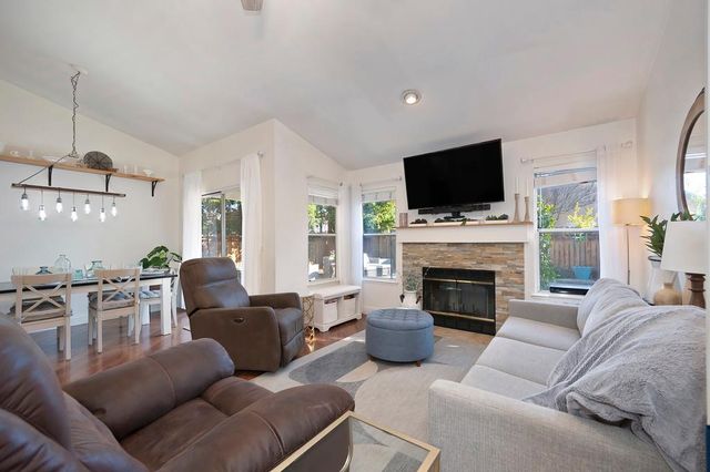 1526 Carbury Way, Roseville, CA 95747