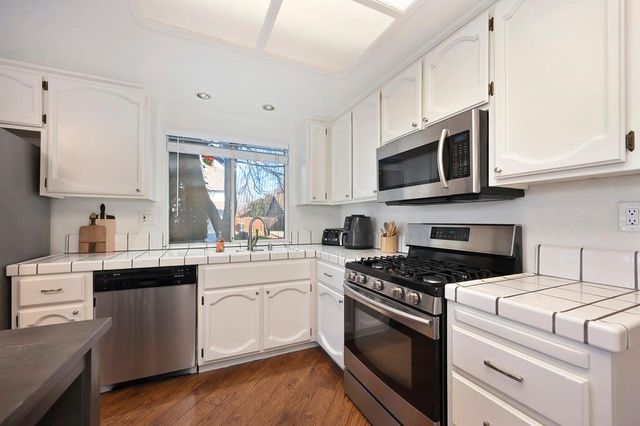 1526 Carbury Way, Roseville, CA 95747